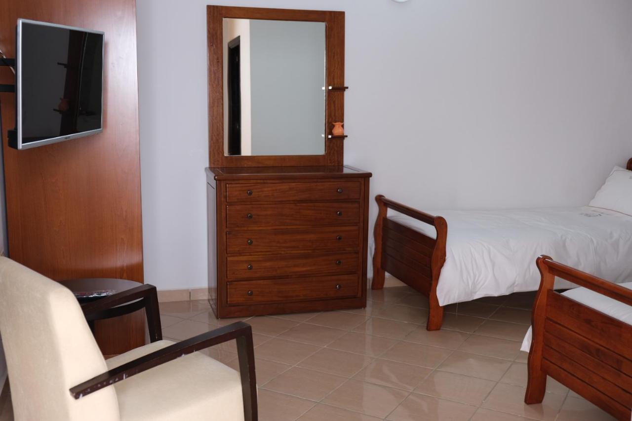 Jnane Yemma Hotel Tanger Kültér fotó